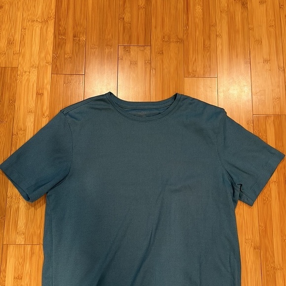 Vanheusen short sleeve shirt size medium men’s - Picture 2 of 6